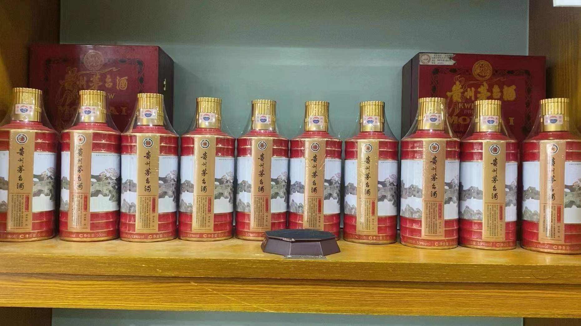 天津回收50年茅台礼盒多少钱（最新更新行情）